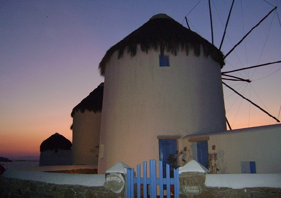 Myconos..jpg