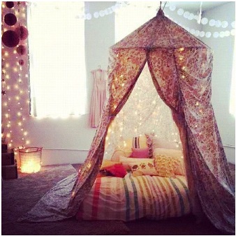 04. tent.jpg 04. tent.jpg