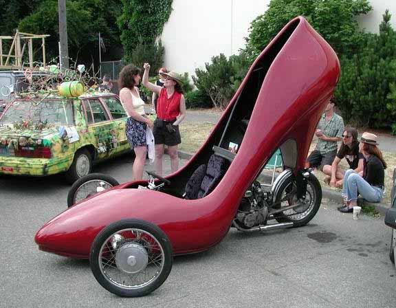shoe_car_women_drivers.jpg